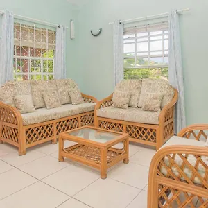 Bougainvillea Apartment St. George's